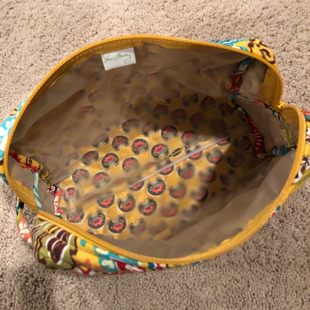 Vera Bradley large cosmetic case - Picture 6 of 8